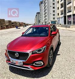 MG HS